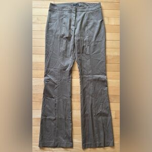 tan trousers with classic style. size 4